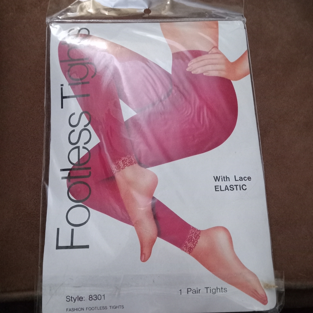 Tights with lace elastic